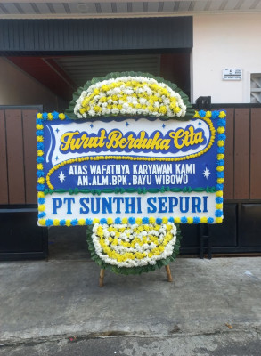Papan Bunga Duka di Lembeh Selatan